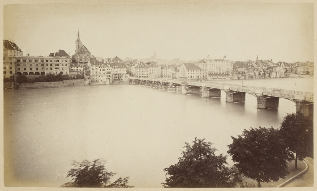 Bâle. Le pont du Rhin