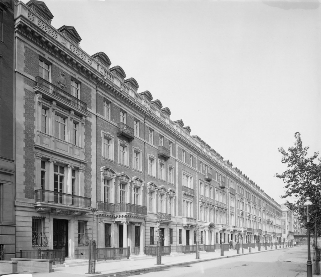 18-52 West 74th Street. Clark estate houses