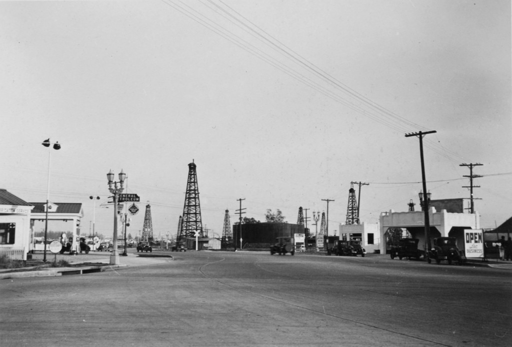 Oil wells on Beverly Boulevard