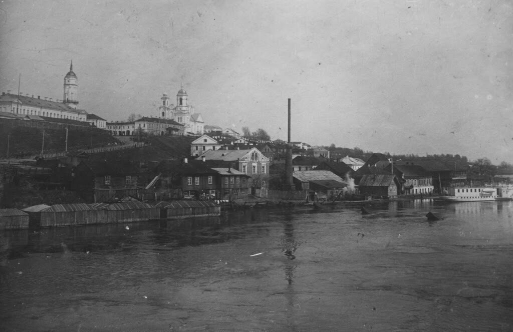 Могилев, вид с моста через Днепр на правую часть города
