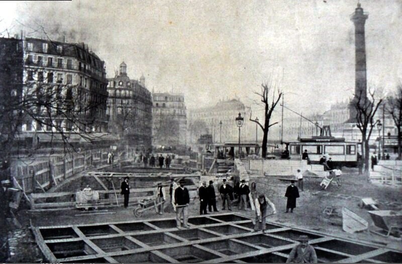 Les travaux du métropolitain - La gare de la Bastille