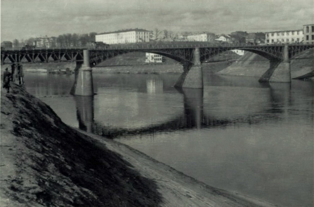 Двинский мост с временным пролётом