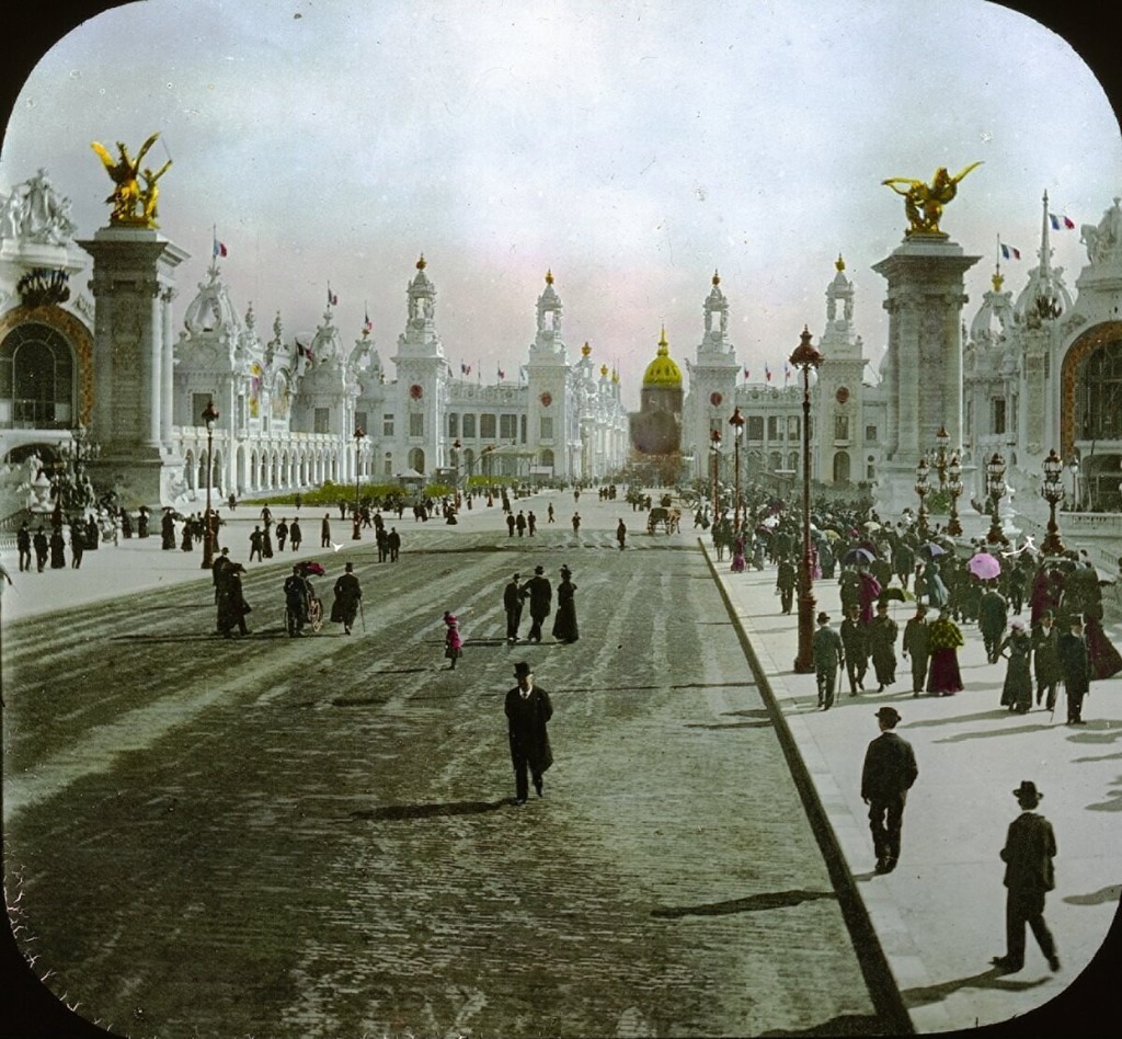 Paris Exposition: Esplanade des Invalides