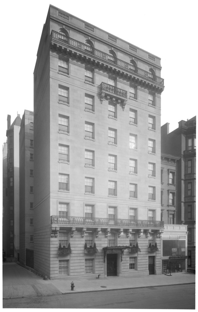 135 West 58th Street. Apartment house