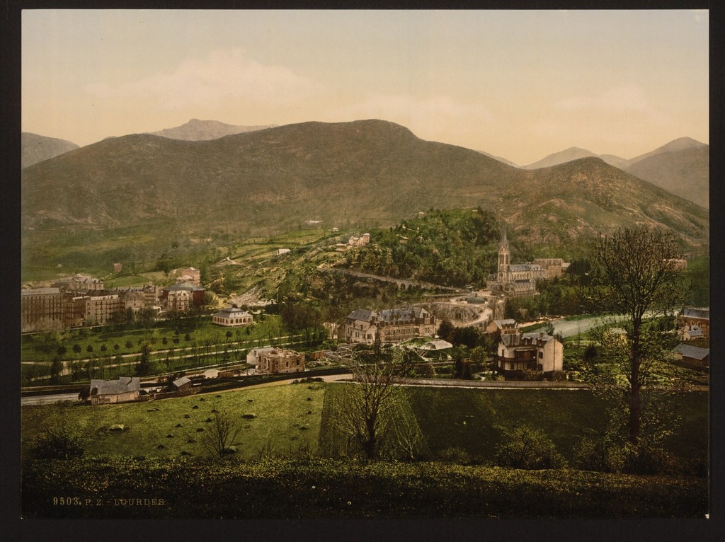 General view. Lourdes, Pyrenees