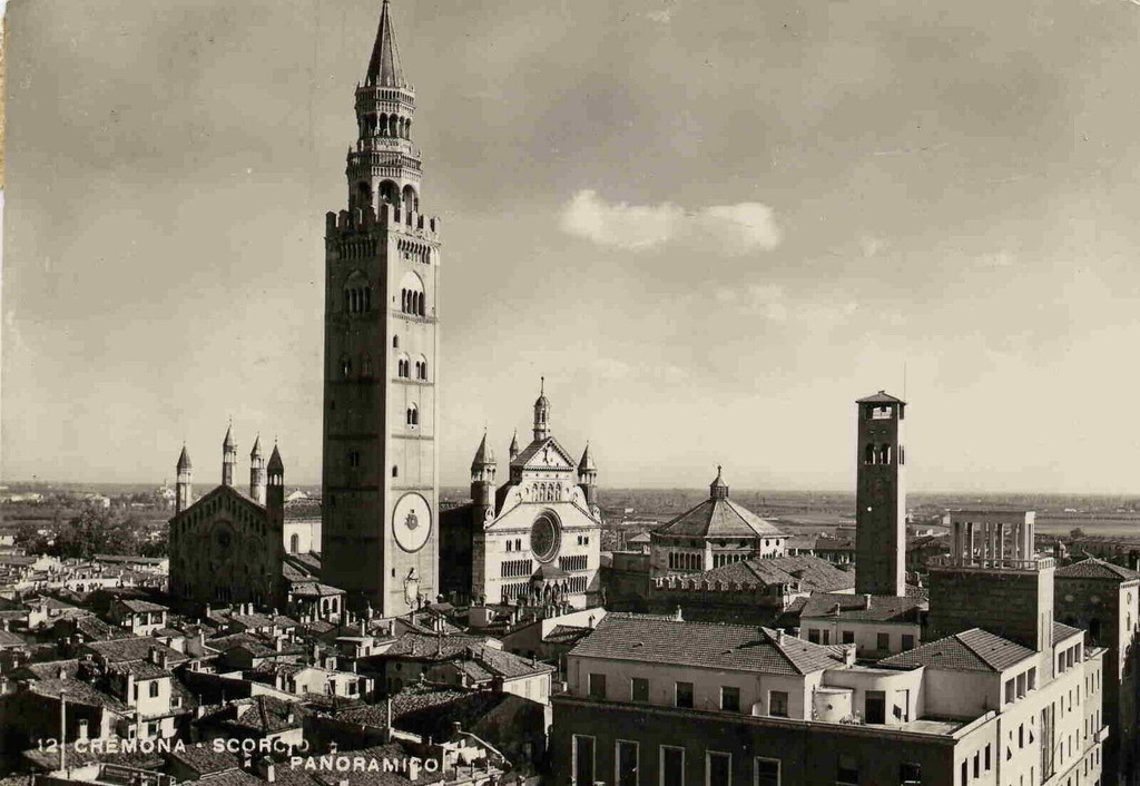 Cremona, Scorcio Panoramico