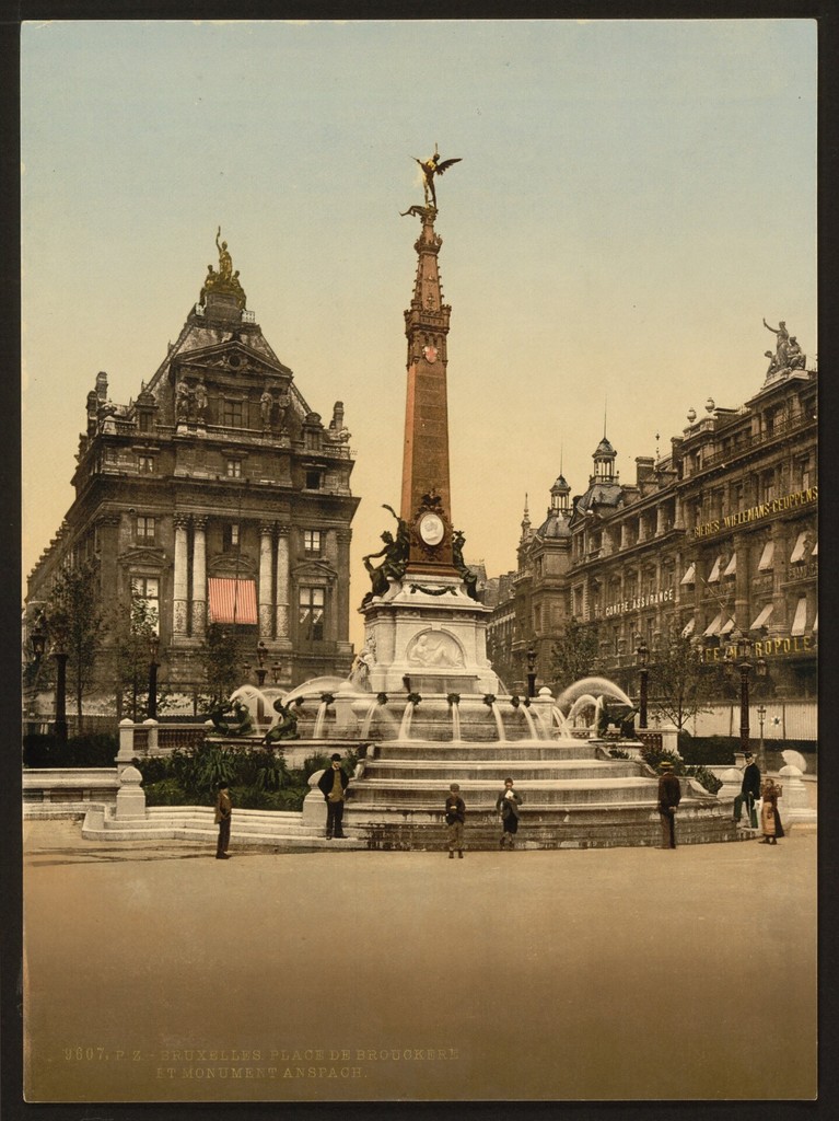 Place de Brouckère et Monument Anspach