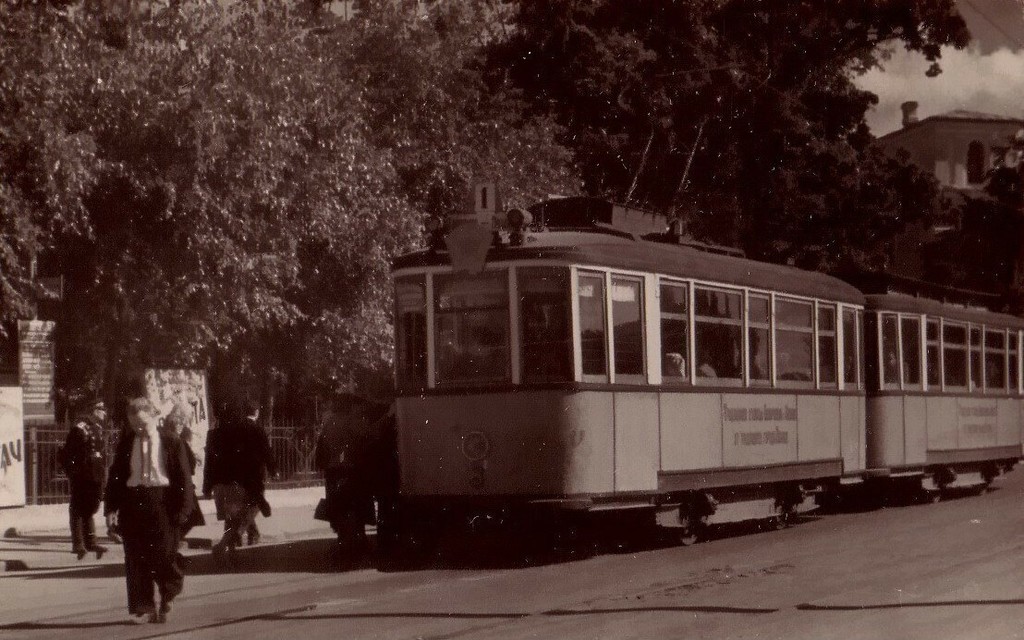 Трамвай на вулiцы Энгельса