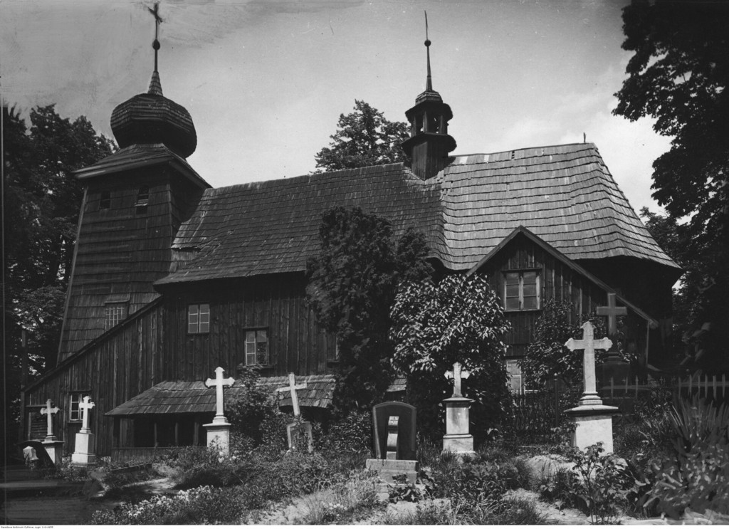 Moschenitsa. Drewniany kościół św. Mikołaj na cmentarzu