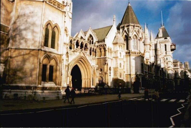 Royal Court on Fleet Street