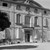 Saint-Paul-Trois-Châteaux. L'hôtel de Castellane, la mairie. Façade sud sur place