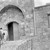 Գեղարդի վանք Վանքի գլխավոր արևմտյան դարպասը. Փողոցի ճակատ