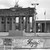 Die Rückseite des Brandenburger Tors mit Blick über die Mauer