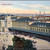 Brno, nádraží. Ústřední nádraží a tramvaj u zastávky