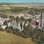 Picquigny. Vue aérienne. Église et ruines du château