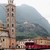 Bernina Express passa di fronte al santuario della Madonna di Tirano